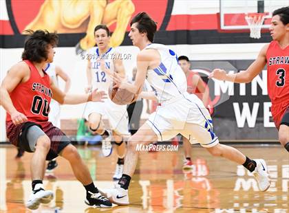 Thumbnail 2 in Lipan vs Strawn (UIL 1A Regional Quarter Finals) photogallery.