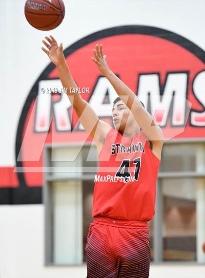 Thumbnail 1 in Lipan vs Strawn (UIL 1A Regional Quarter Finals) photogallery.