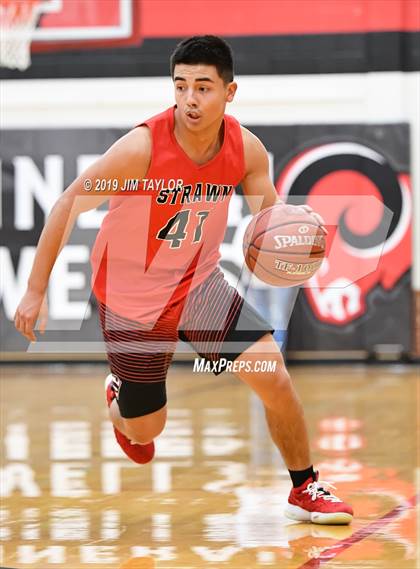 Thumbnail 3 in Lipan vs Strawn (UIL 1A Regional Quarter Finals) photogallery.