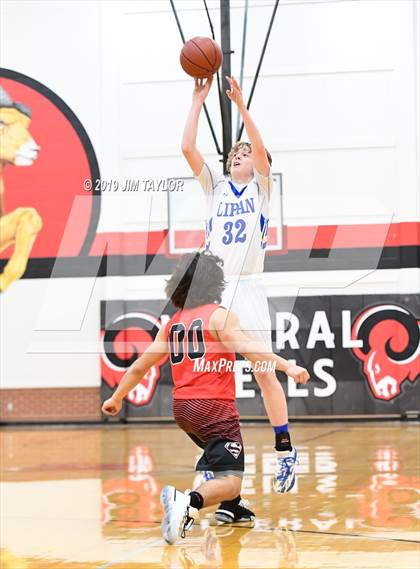 Thumbnail 3 in Lipan vs Strawn (UIL 1A Regional Quarter Finals) photogallery.