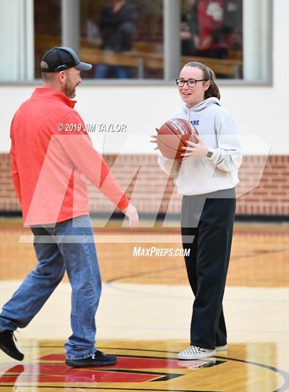Thumbnail 1 in Lipan vs Strawn (UIL 1A Regional Quarter Finals) photogallery.