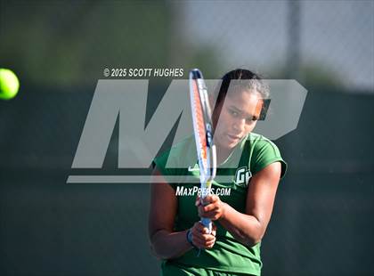 Thumbnail 3 in Hendersonville vs Green Hill (District 9AA Team) photogallery.