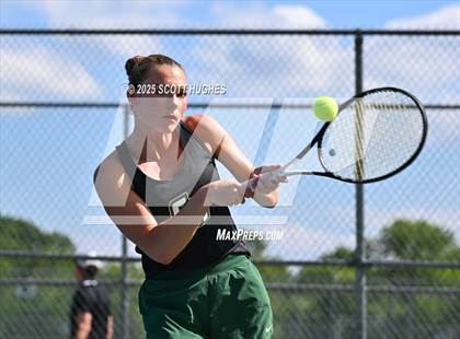 Thumbnail 2 in Hendersonville vs Green Hill (District 9AA Team) photogallery.