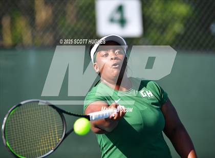 Thumbnail 3 in Hendersonville vs Green Hill (District 9AA Team) photogallery.