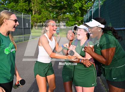 Thumbnail 1 in Hendersonville vs Green Hill (District 9AA Team) photogallery.
