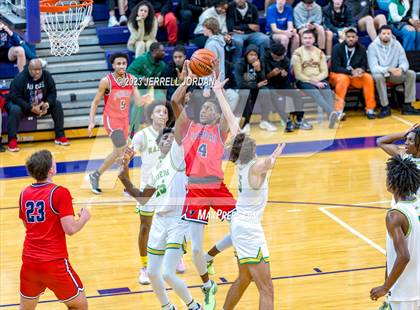 Thumbnail 3 in Richmond vs Jordan (John Wall Holiday Invitational) photogallery.