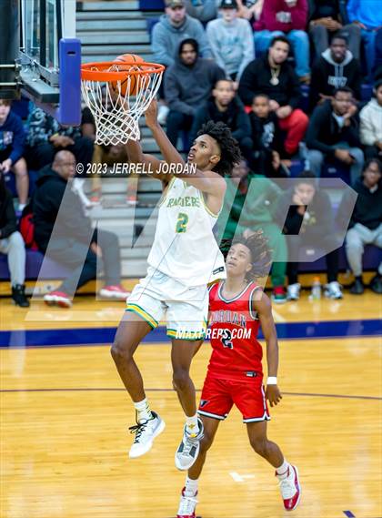 Thumbnail 3 in Richmond vs Jordan (John Wall Holiday Invitational) photogallery.