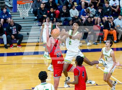 Thumbnail 2 in Richmond vs Jordan (John Wall Holiday Invitational) photogallery.