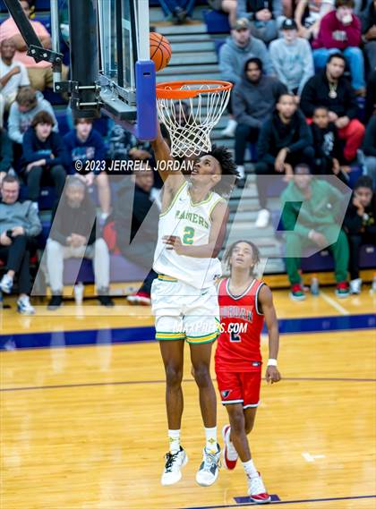 Thumbnail 1 in Richmond vs Jordan (John Wall Holiday Invitational) photogallery.