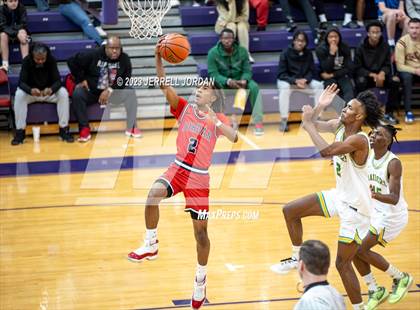 Thumbnail 3 in Richmond vs Jordan (John Wall Holiday Invitational) photogallery.
