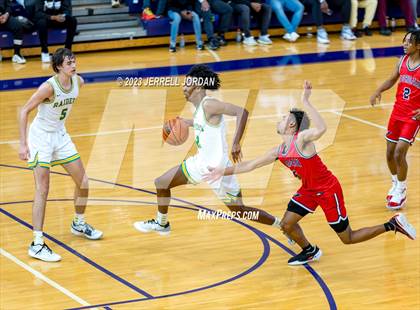 Thumbnail 2 in Richmond vs Jordan (John Wall Holiday Invitational) photogallery.