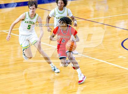 Thumbnail 1 in Richmond vs Jordan (John Wall Holiday Invitational) photogallery.