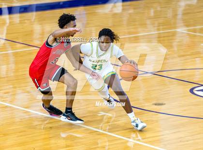 Thumbnail 1 in Richmond vs Jordan (John Wall Holiday Invitational) photogallery.