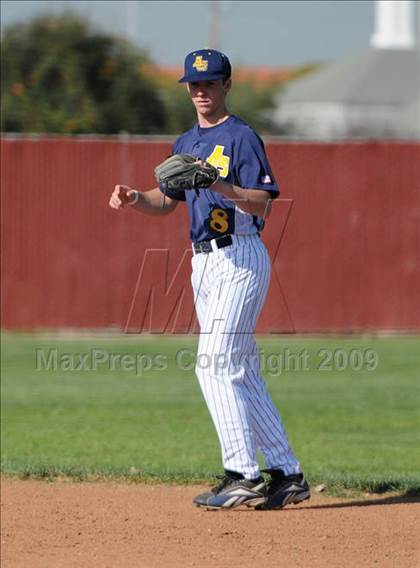 Thumbnail 2 in Arroyo Grande @ Santa Maria photogallery.