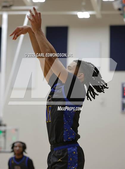 Thumbnail 2 in Goodpasture Christian vs. Battle Ground Academy photogallery.