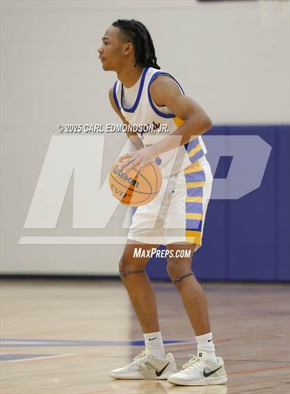 Thumbnail 3 in Goodpasture Christian vs. Battle Ground Academy photogallery.
