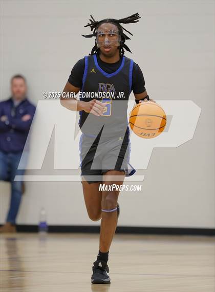 Thumbnail 2 in Goodpasture Christian vs. Battle Ground Academy photogallery.