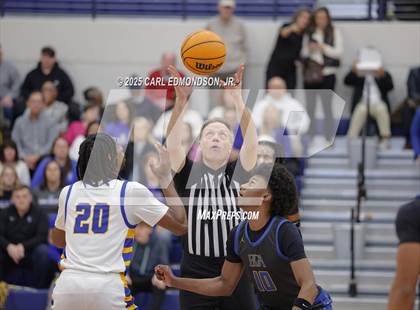 Thumbnail 1 in Goodpasture Christian vs. Battle Ground Academy photogallery.