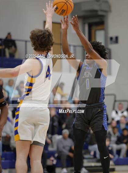 Thumbnail 2 in Goodpasture Christian vs. Battle Ground Academy photogallery.