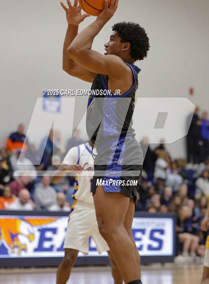 Thumbnail 2 in Goodpasture Christian vs. Battle Ground Academy photogallery.
