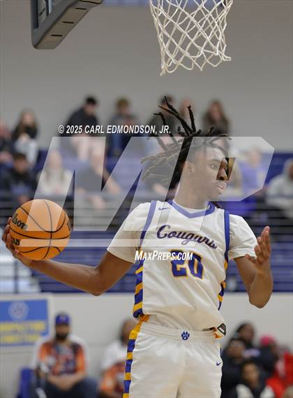 Thumbnail 3 in Goodpasture Christian vs. Battle Ground Academy photogallery.