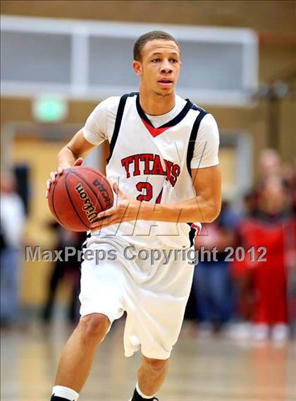 Thumbnail 3 in St. Mary's @ Antelope (CIF SJS D2 Playoffs) photogallery.