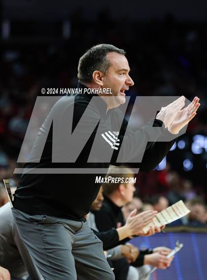 Thumbnail 2 in Lincoln Southeast vs. Omaha Westside (NSAA Class A Quarterfinal) photogallery.