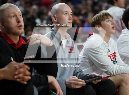Thumbnail 2 in Lincoln Southeast vs. Omaha Westside (NSAA Class A Quarterfinal) photogallery.