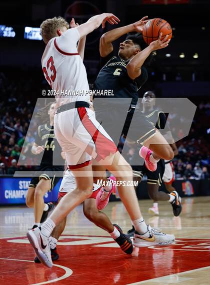 Thumbnail 3 in Lincoln Southeast vs. Omaha Westside (NSAA Class A Quarterfinal) photogallery.