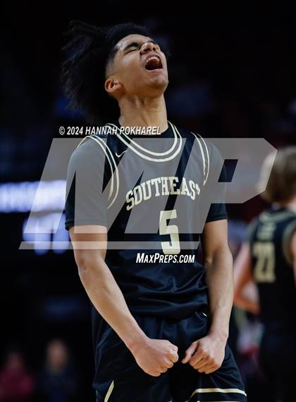 Thumbnail 2 in Lincoln Southeast vs. Omaha Westside (NSAA Class A Quarterfinal) photogallery.