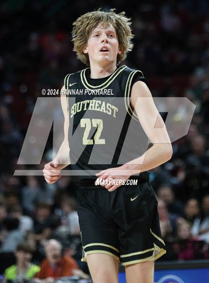Thumbnail 2 in Lincoln Southeast vs. Omaha Westside (NSAA Class A Quarterfinal) photogallery.