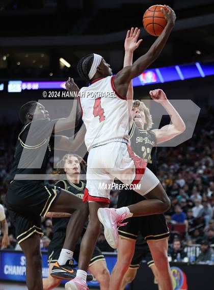 Thumbnail 3 in Lincoln Southeast vs. Omaha Westside (NSAA Class A Quarterfinal) photogallery.
