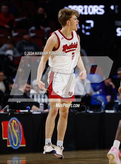 Thumbnail 1 in Lincoln Southeast vs. Omaha Westside (NSAA Class A Quarterfinal) photogallery.