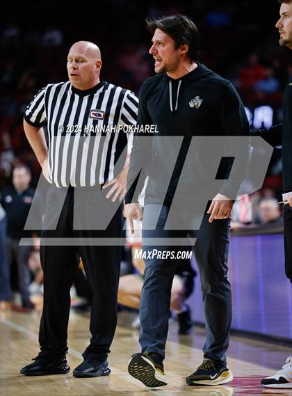 Thumbnail 1 in Lincoln Southeast vs. Omaha Westside (NSAA Class A Quarterfinal) photogallery.