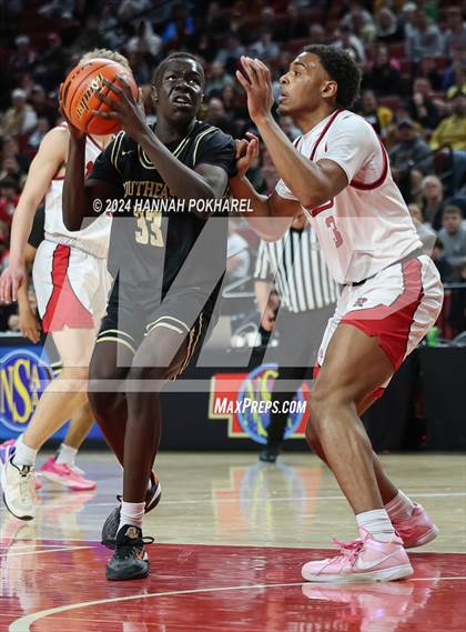 Thumbnail 2 in Lincoln Southeast vs. Omaha Westside (NSAA Class A Quarterfinal) photogallery.