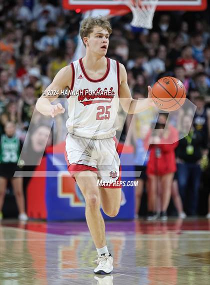 Thumbnail 1 in Lincoln Southeast vs. Omaha Westside (NSAA Class A Quarterfinal) photogallery.