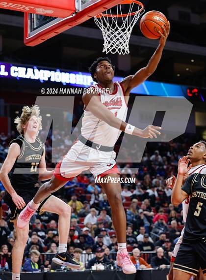 Thumbnail 2 in Lincoln Southeast vs. Omaha Westside (NSAA Class A Quarterfinal) photogallery.