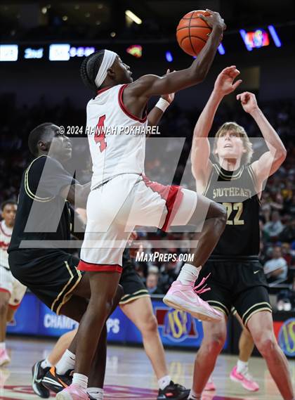 Thumbnail 2 in Lincoln Southeast vs. Omaha Westside (NSAA Class A Quarterfinal) photogallery.