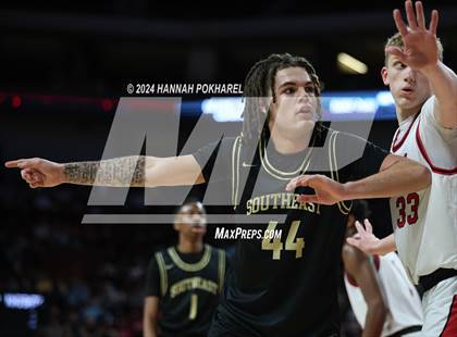 Thumbnail 3 in Lincoln Southeast vs. Omaha Westside (NSAA Class A Quarterfinal) photogallery.
