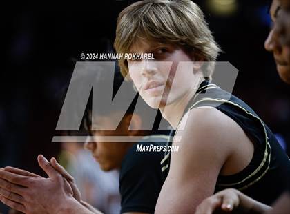 Thumbnail 3 in Lincoln Southeast vs. Omaha Westside (NSAA Class A Quarterfinal) photogallery.