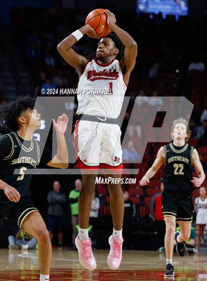Thumbnail 3 in Lincoln Southeast vs. Omaha Westside (NSAA Class A Quarterfinal) photogallery.