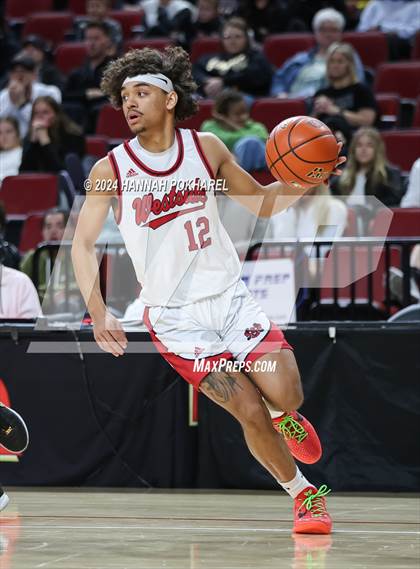 Thumbnail 1 in Lincoln Southeast vs. Omaha Westside (NSAA Class A Quarterfinal) photogallery.