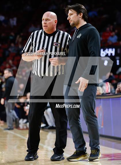 Thumbnail 3 in Lincoln Southeast vs. Omaha Westside (NSAA Class A Quarterfinal) photogallery.