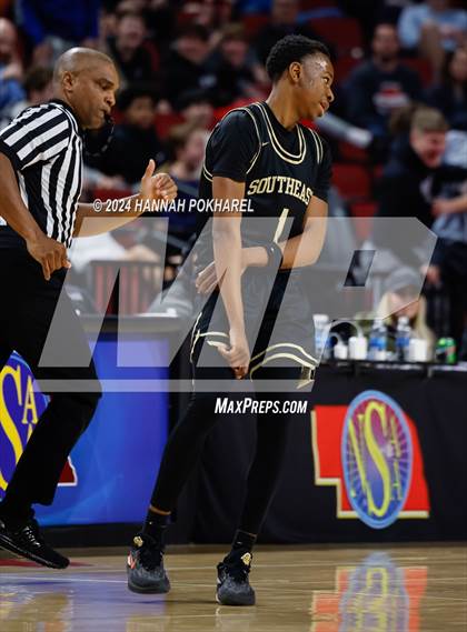 Thumbnail 3 in Lincoln Southeast vs. Omaha Westside (NSAA Class A Quarterfinal) photogallery.