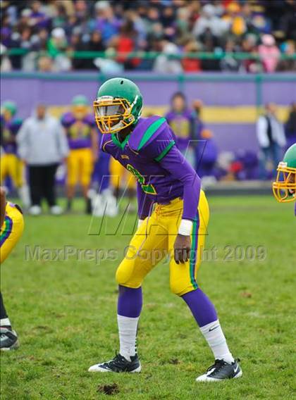 Thumbnail 3 in Maine South @ Waukegan photogallery.