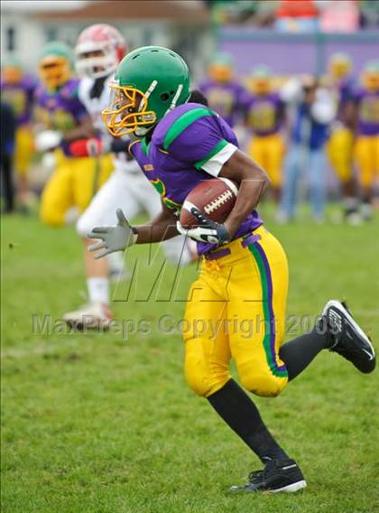 Thumbnail 2 in Maine South @ Waukegan photogallery.
