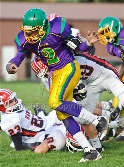 Thumbnail 3 in Maine South @ Waukegan photogallery.