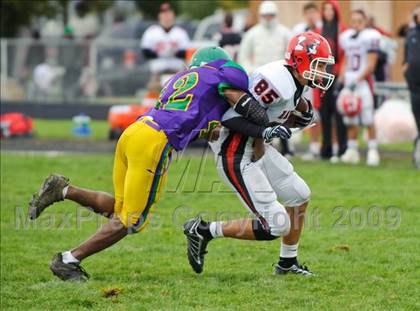 Thumbnail 2 in Maine South @ Waukegan photogallery.