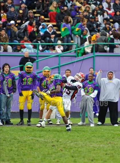 Thumbnail 1 in Maine South @ Waukegan photogallery.