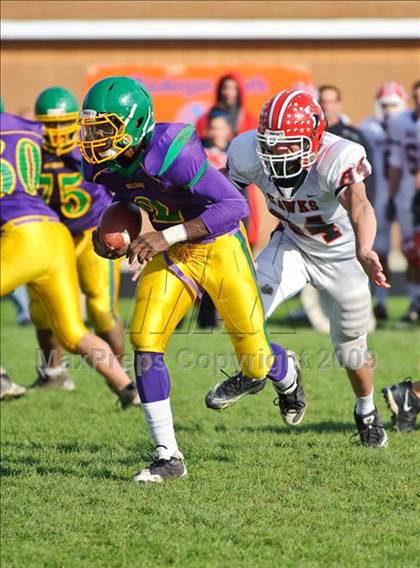 Thumbnail 1 in Maine South @ Waukegan photogallery.